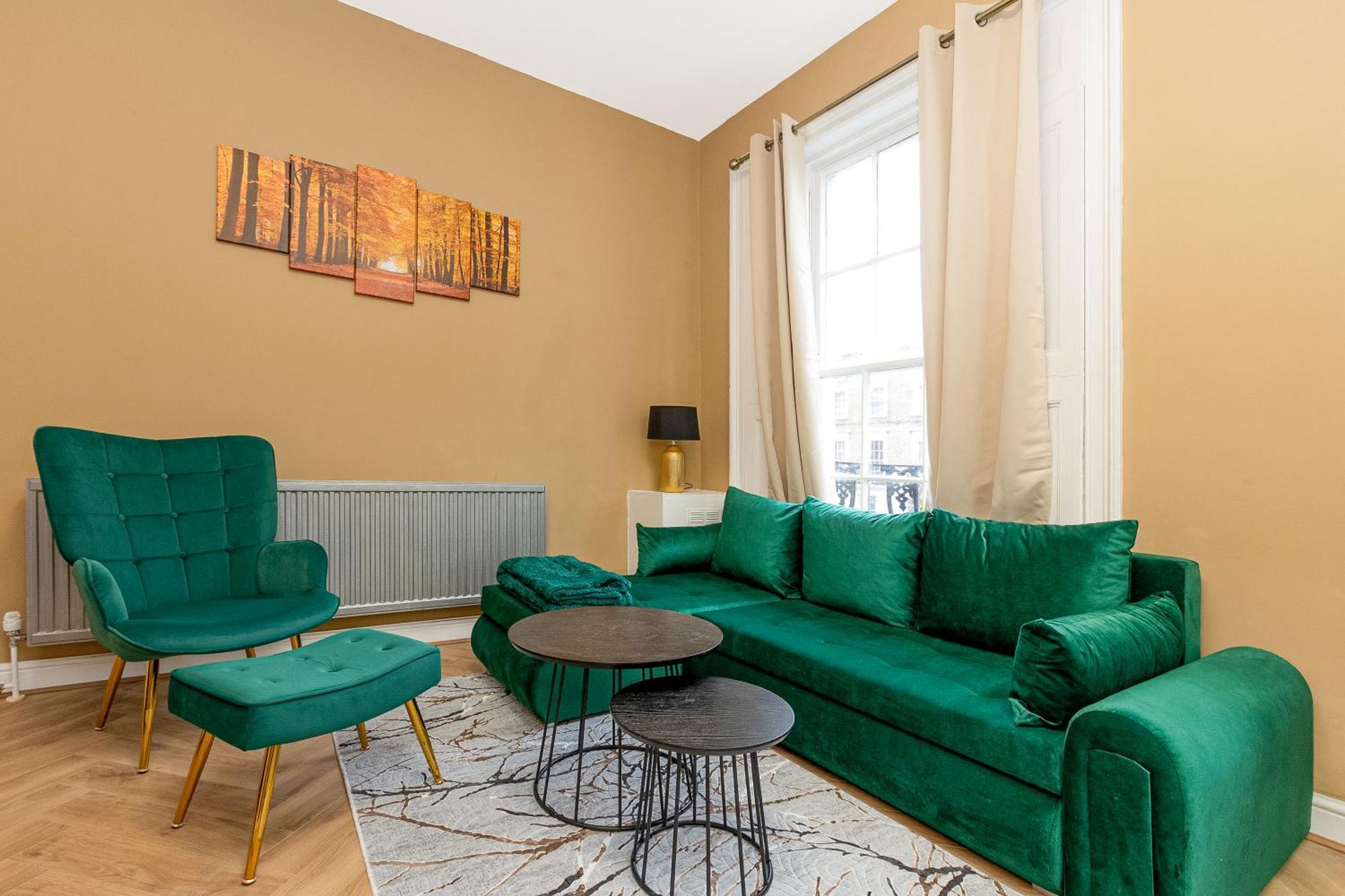 Charming One Bedroom In Camden Londra